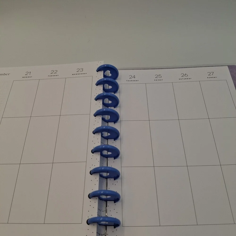 Happy Planner Classic 2026 Paper Raven Co‎ 7x9.25 in. Disc Bound Weekly Monthly